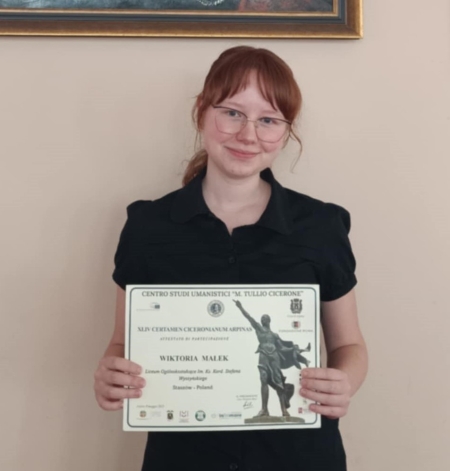 WIKTORIA MAŁEK W MIĘDZYNARODOWYM KONKURSIE „CERTAMEN CICERONIANUM ARPINAS” WE WŁOSZECH.